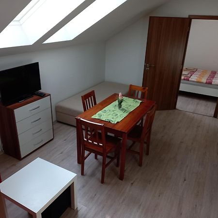 מיקולוב Alegria Natur Apartments מראה חיצוני תמונה