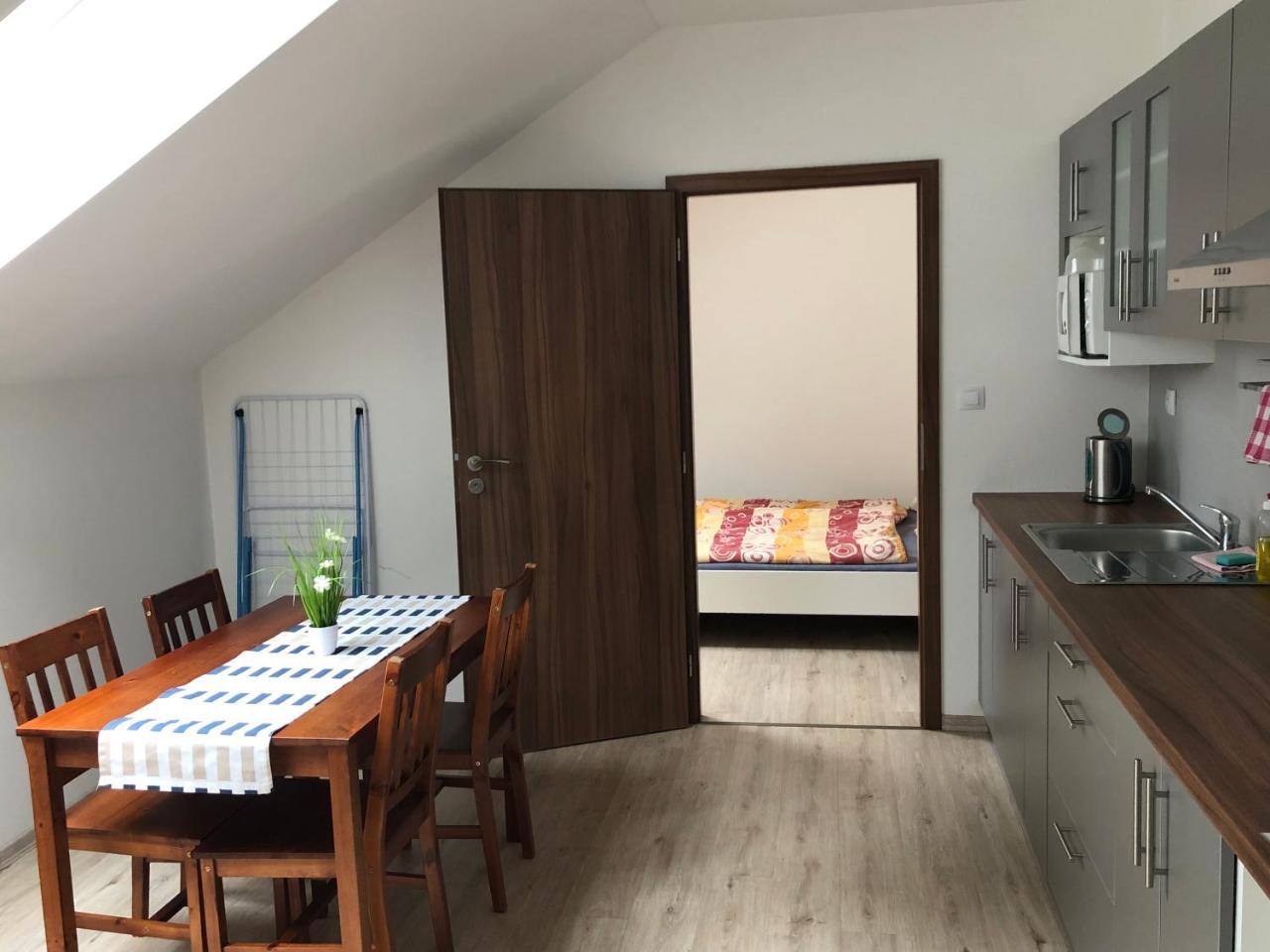 מיקולוב Alegria Natur Apartments מראה חיצוני תמונה